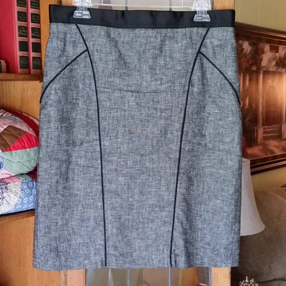 Final Price Linen/Rayon Blend Skirt